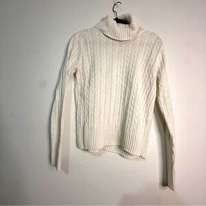 Pria Women's Cable Knit Turtleneck Sweater - White. Sz M.